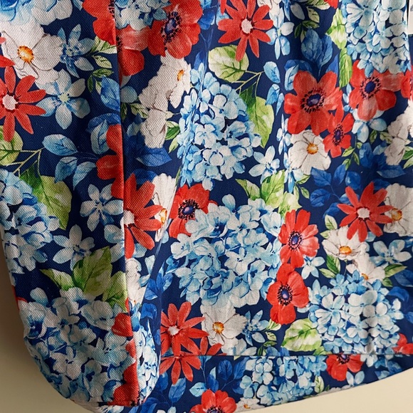 Shabby Chic Floral Tote with Red Handles - Picture 3 of 8